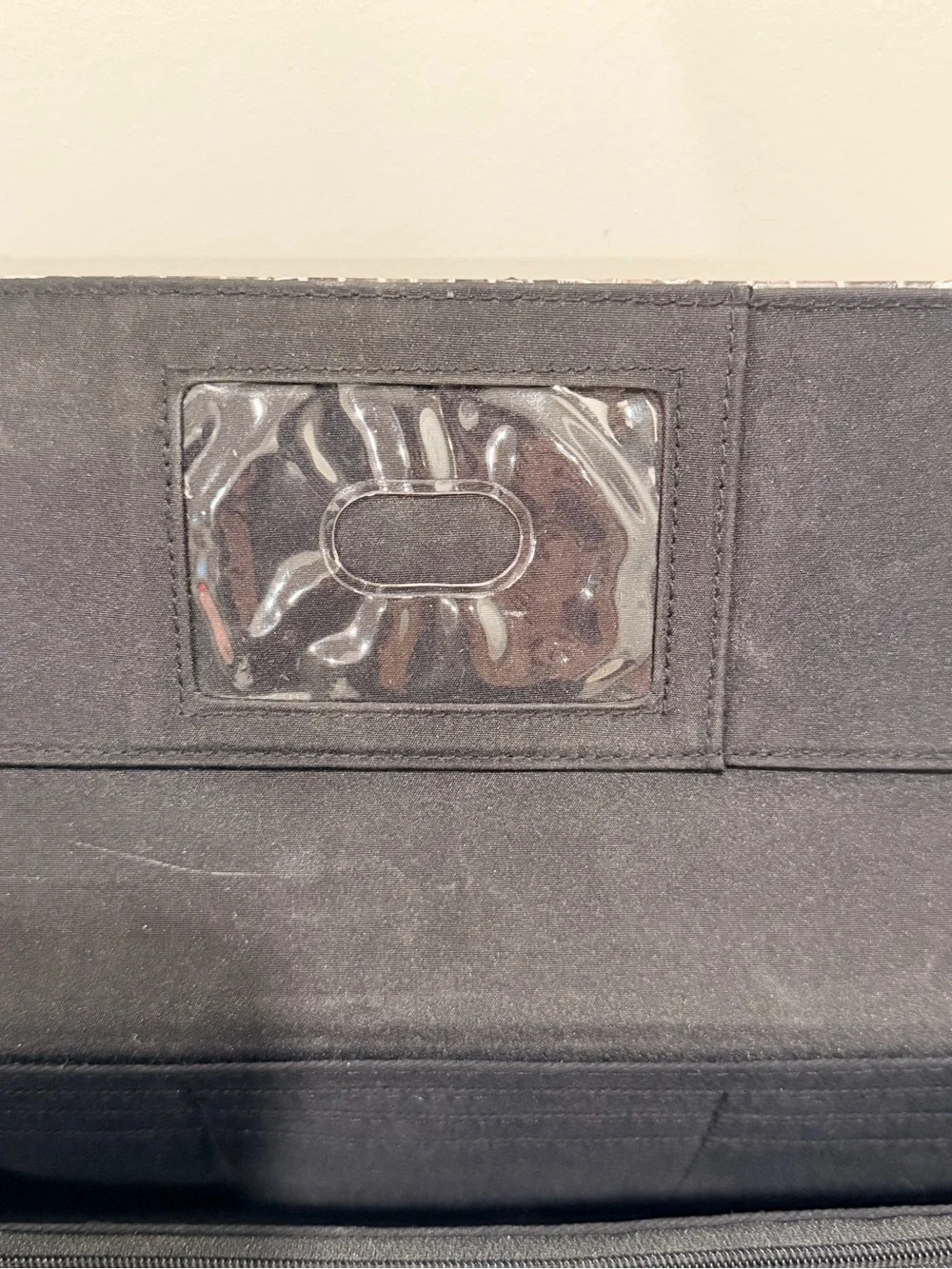 Elegant Black Croc-Embossed Leather Clutch